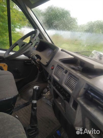 ГАЗ ГАЗель 3302 2.3 МТ, 2002, 100 000 км