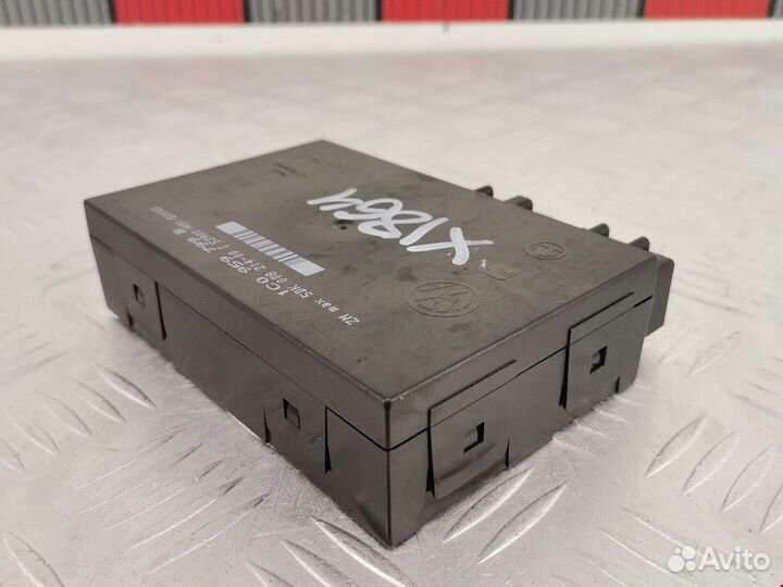 Блок комфорта для Volkswagen Golf 4 1C0959799B