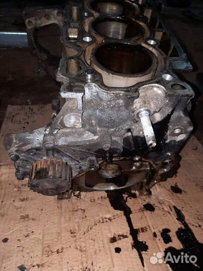 Блок цилиндров Peugeot 307 2003