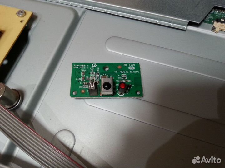 Ик-приемник от тв thomson T32E32U