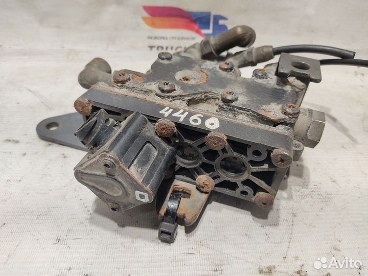 20514451 Кран уровня пола главный Volvo FH