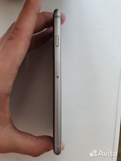 iPhone 6S, 64 ГБ