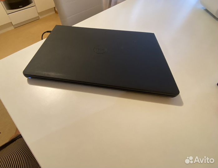 Ноутбук dell inspiron 15