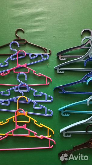 Вешалки плечики детские