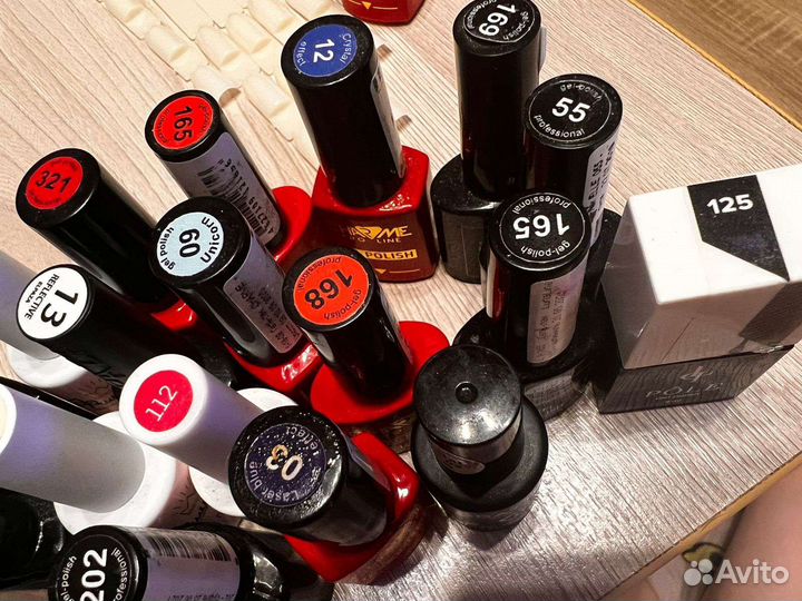 Гель лак для ногтей