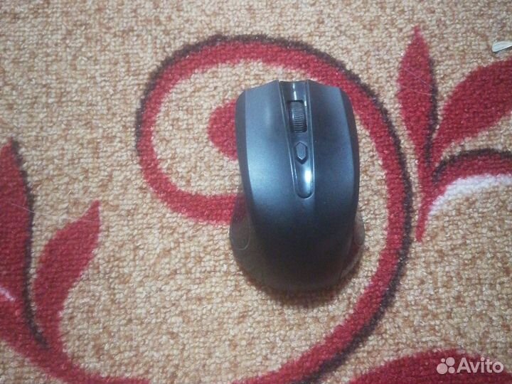 Клавиатура беспроводная и мышка беспроводная