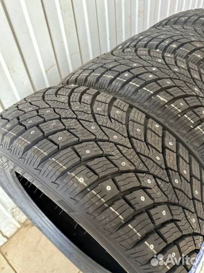 Triangle IcelynX TI501 235/65 R17