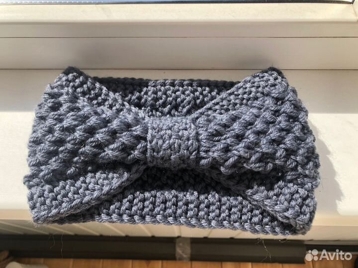 Повязка на голову вязаная