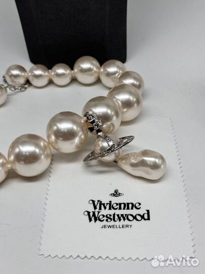 Бусы Крупные Vivienne Westwood