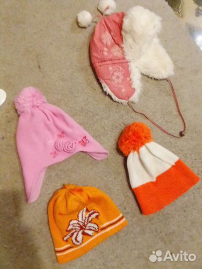 Шапки 4 разных детских бу