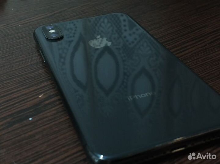 iPhone X, 64 ГБ