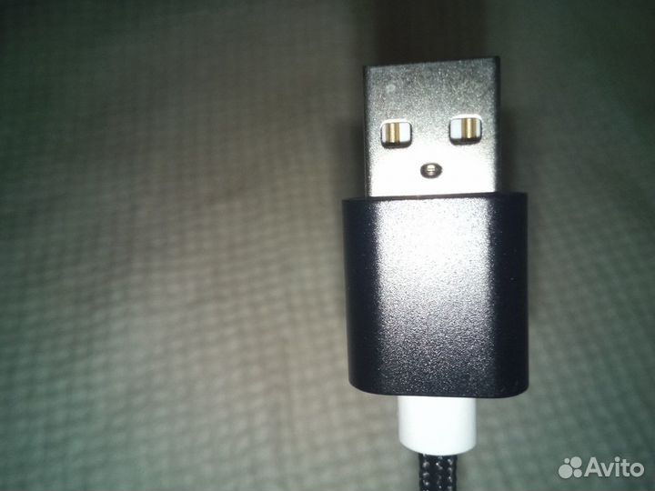 USB кабель для iPhone 4/4s, iPad 3, iPod Touch