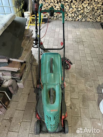 Продам газонокосилку