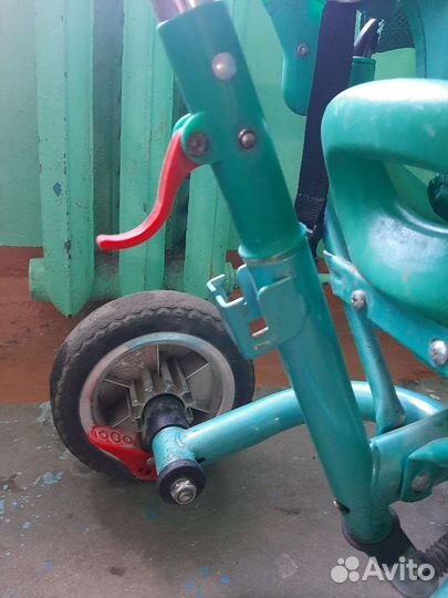 Детский трехколесный велосипед