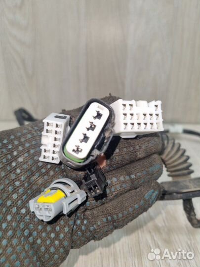 Проводка (коса) двери задняя левая Hyundai Ix35