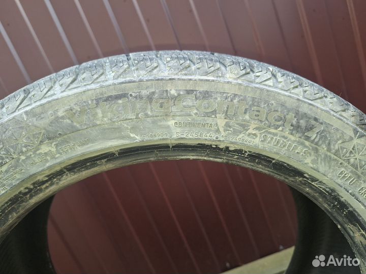Continental ContiVikingContact 7 235/45 R18