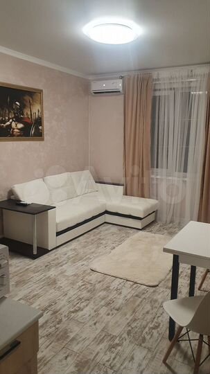 2-к. квартира, 55 м², 3/3 эт.