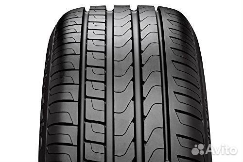 Pirelli Cinturato P7 235/45 R18 98Y