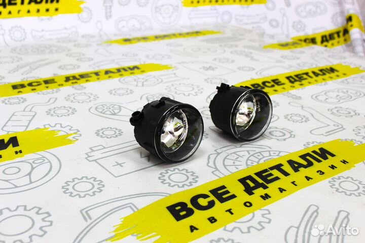 Фара противотуманная Nissan Tiida 04-10