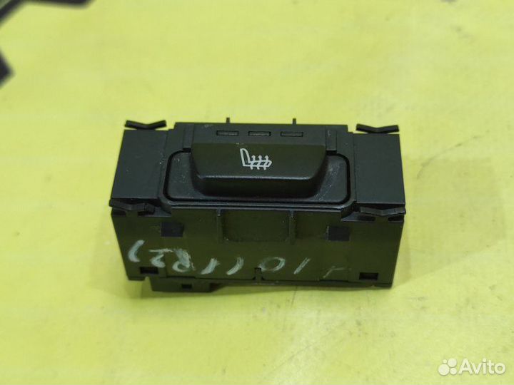 Кнопка подогрева сидений Bmw 5-Series F10