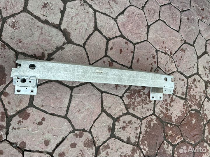 Усилитель бампера задний BMW X6