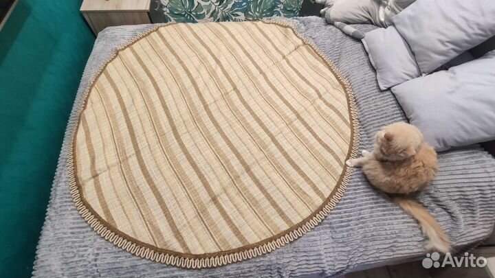 Тканевая скатерть