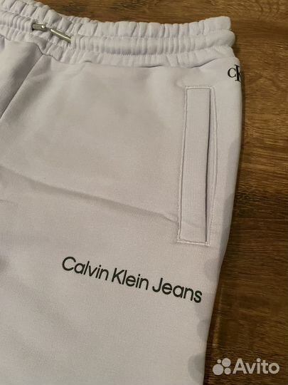 Спортивные штаны женские Calvin Klein