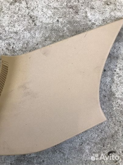 Накладка стойки задняя Porsche Cayenne 958 (2694)