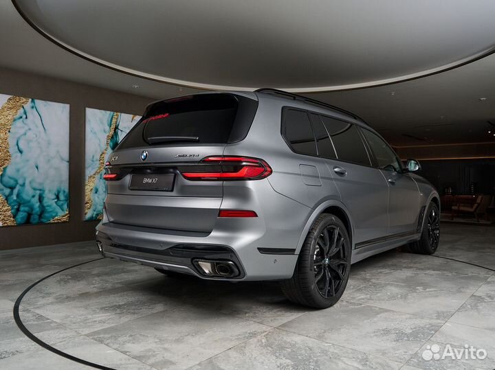 BMW X7 3.0 AT, 2024