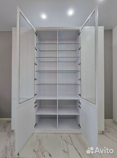 Шкаф для одежды