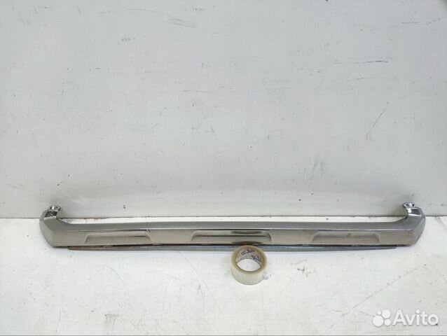 Молдинг решетки радиатора передний Lexus Rx 4