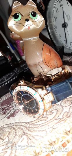 Золотые часы женские швейцарские