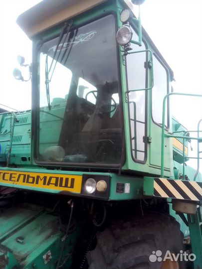 Комбайн Ростсельмаш Дон 1500Б, 2006