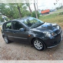 Ford Fiesta 1.6 AT, 2007, 175 000 км, с пробегом, цена 570 000 руб.