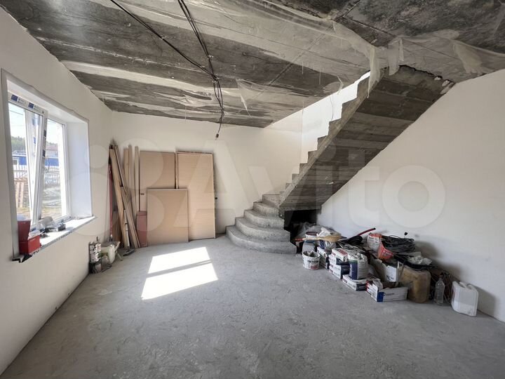 Дом 198,3 м² на участке 11,5 сот.