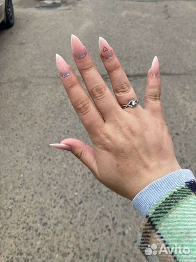 Наращивание ногтей