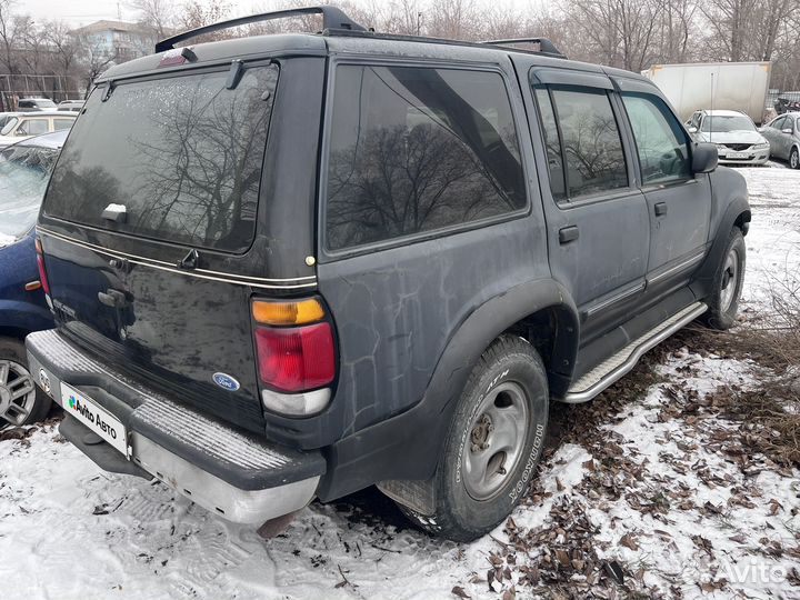 Ford Explorer 4.0 AT, 1995, 200 000 км