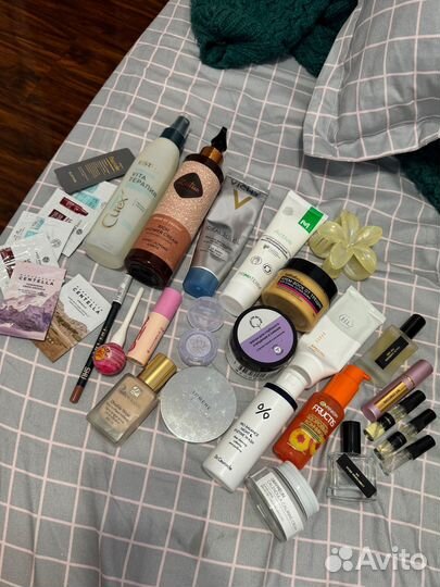 Косметика коробкой