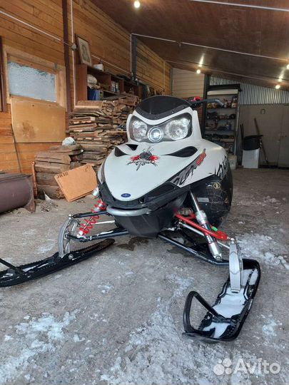 Снегоход Polaris 800