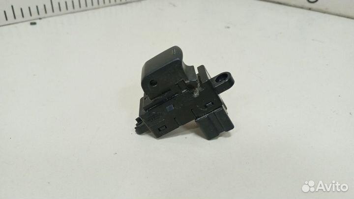 Кнопка стеклоподъемника Nissan Qashqai