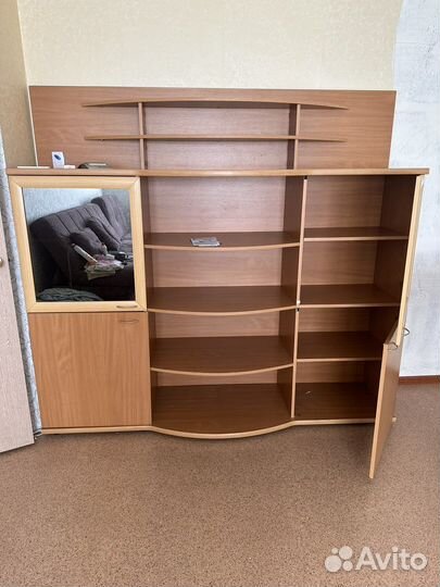 Стенка бу в хорошем состоянии