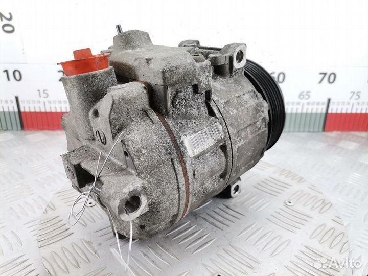 Компрессор кондиционера Mercedes-Benz C-Класс