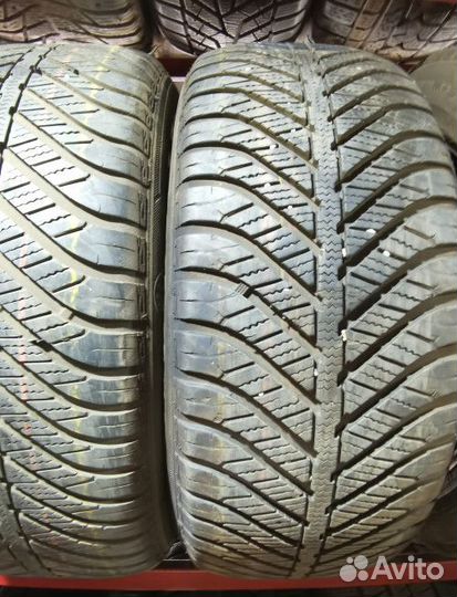 Goodyear Vector 4Seasons 225/50 R17 94P