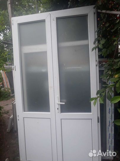 Двери окна пластиковые бу