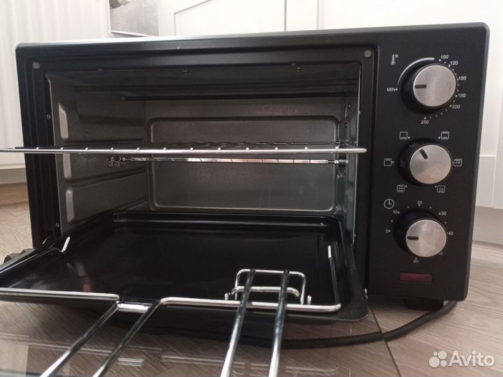 Мини-печь Polaris PTO 0320GL