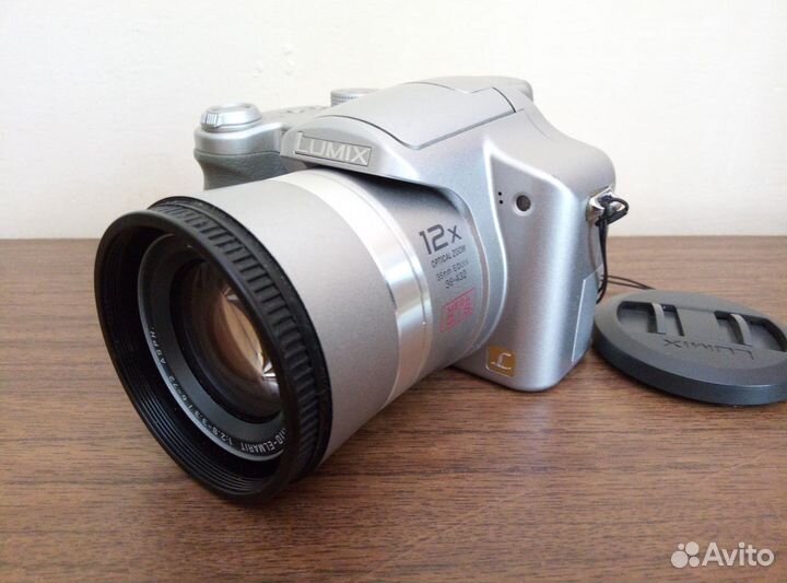 Фотоаппарат Panasonic Lumix DMC-FZ7 Япония