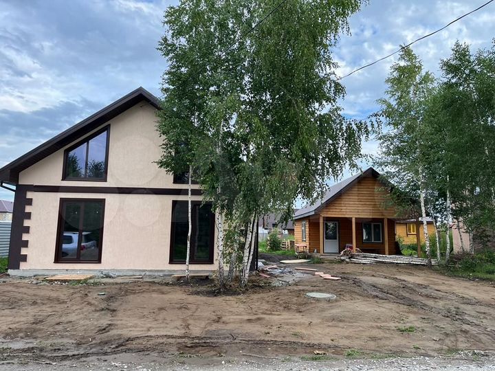 Коттедж 95 м² на участке 5,5 сот.