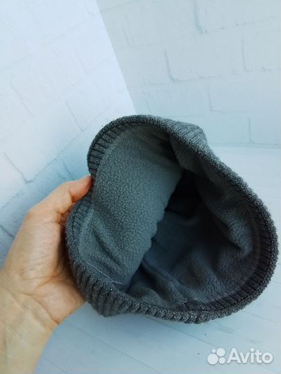 Женская серая шапка на флисе