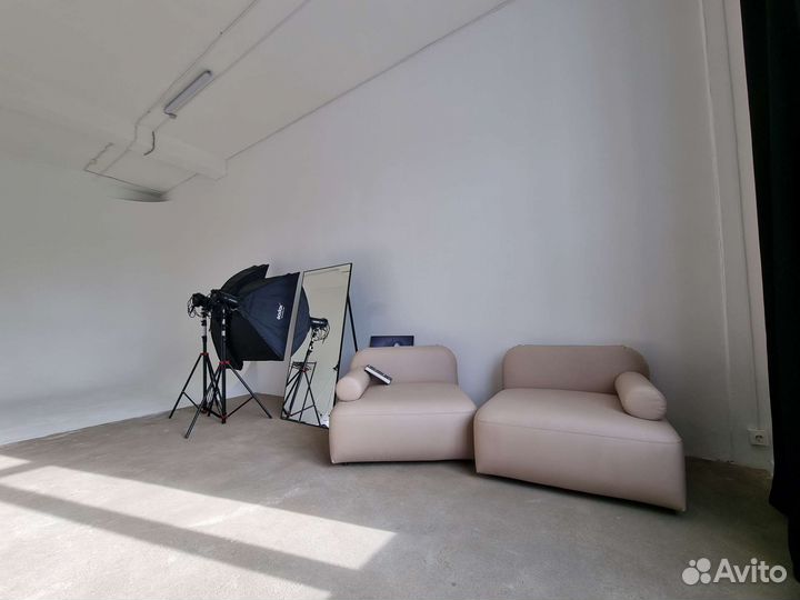 Аренда фотостудии. Зал с циклорамой