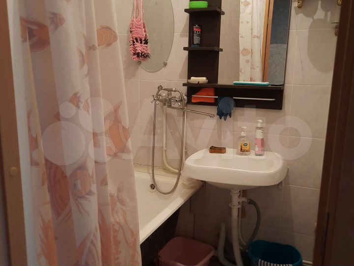 Комната 18 м² в 2-к., 15/25 эт.